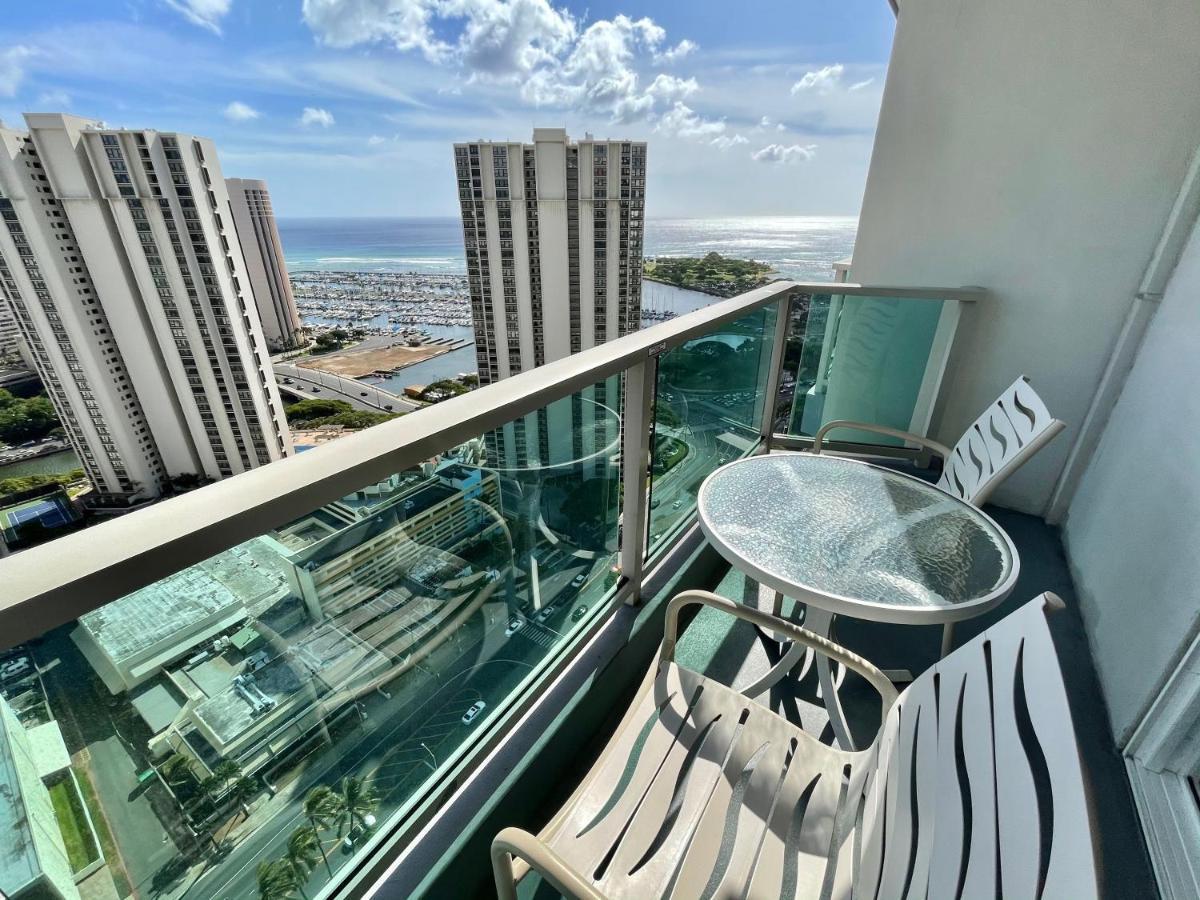 Ala Moana Hotel 31St Floor Honolulu Bagian luar foto